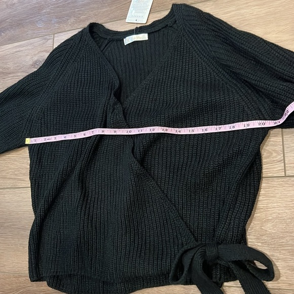 NWT KIRUNDO Wrap Sweater Balloon Sleeves Ribbed Knitted Pullover Tie Front Top - Picture 8 of 13